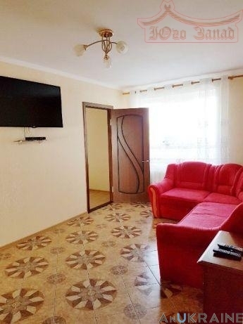 продажа трехкомнатной квартиры номер A-174292 в Малиновском районе, фото номер 5